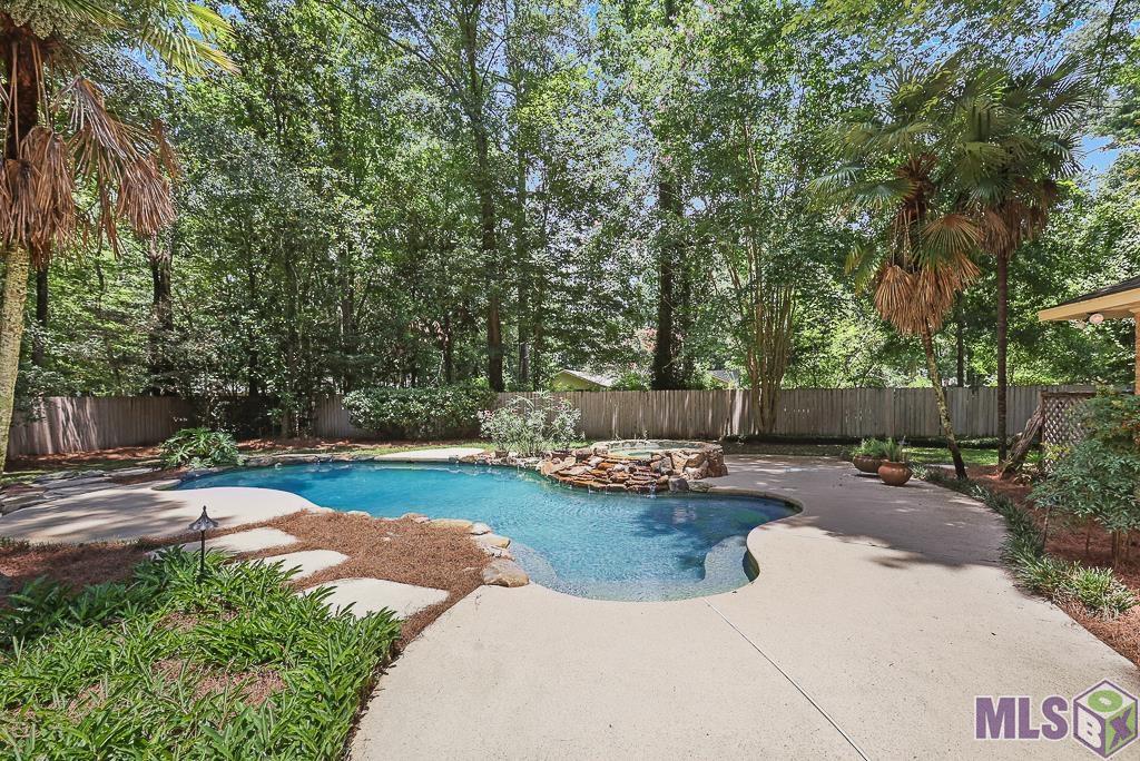 19113 W Piney Point Ave