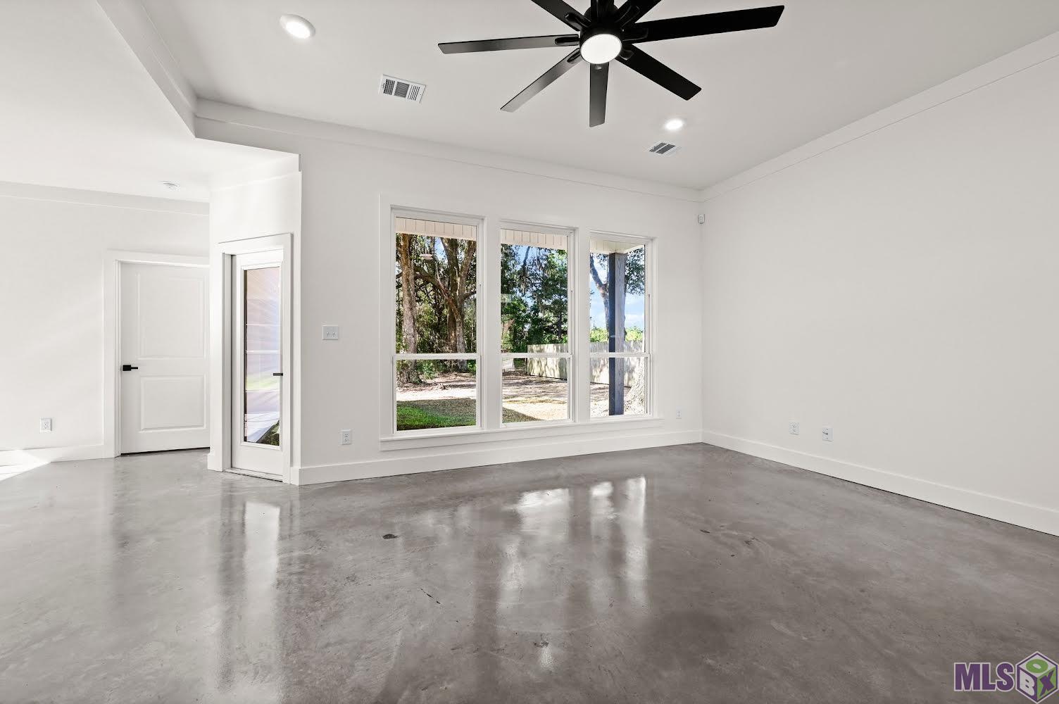 38170 Shelby Dr