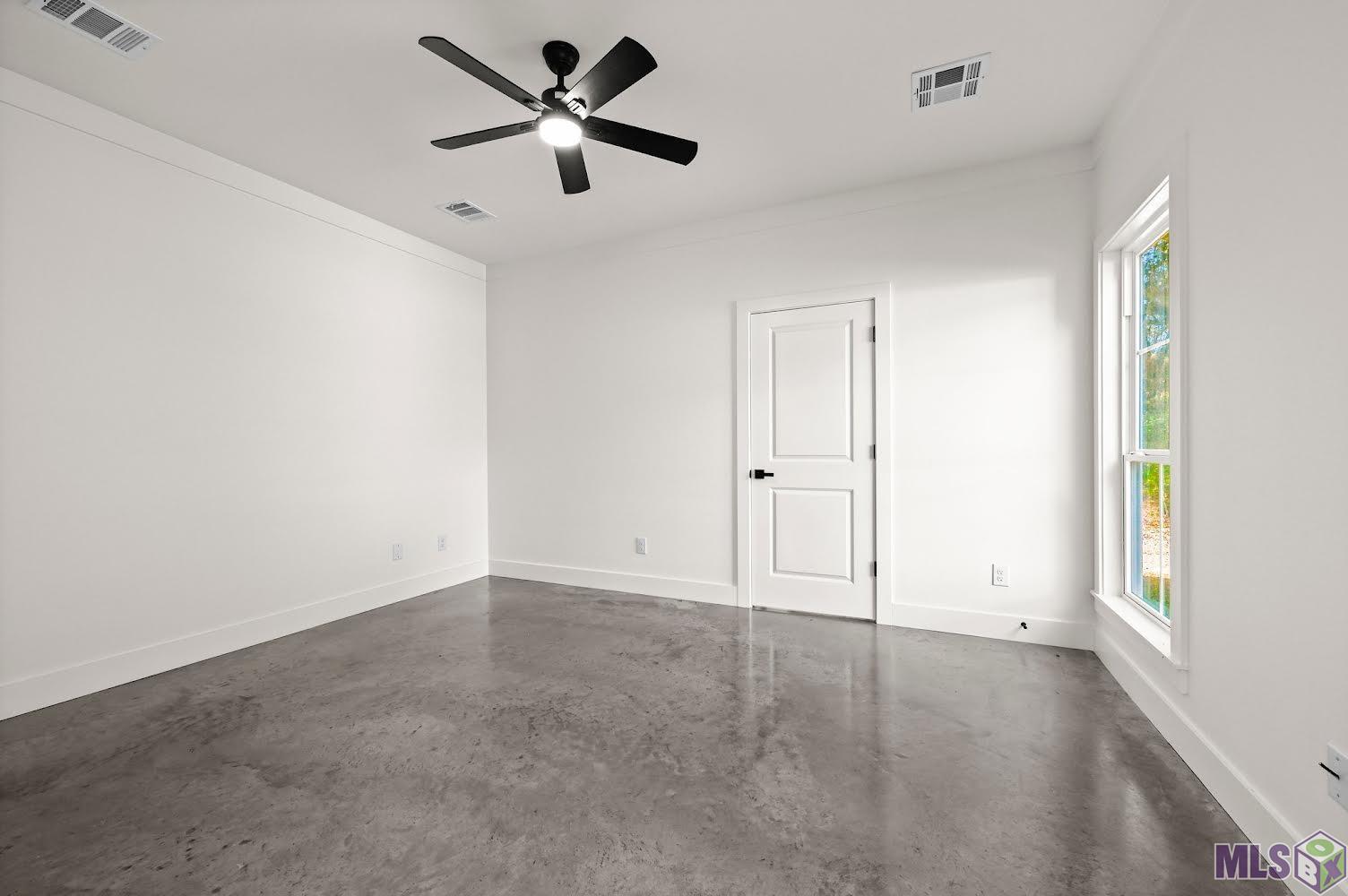 38170 Shelby Dr