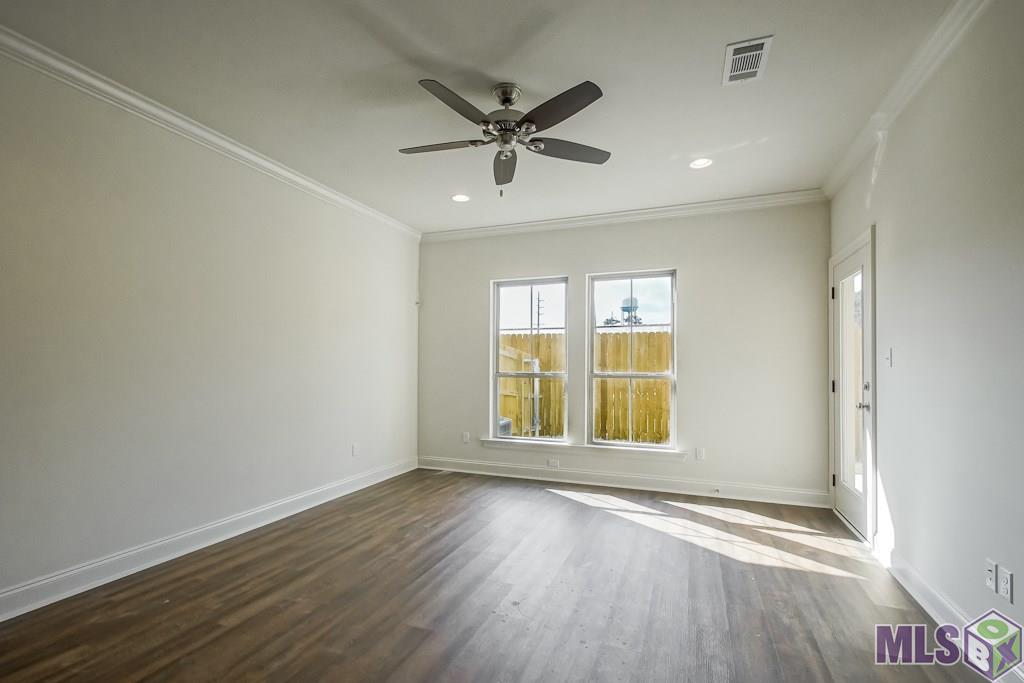9017 Lockhart Rd # 5B Unit: #5B