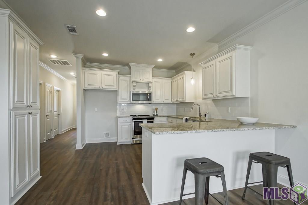 9017 Lockhart Rd # 5B Unit: #5B