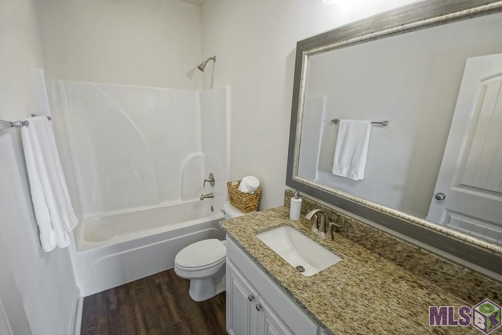 9017 Lockhart Rd # 5B Unit: #5B