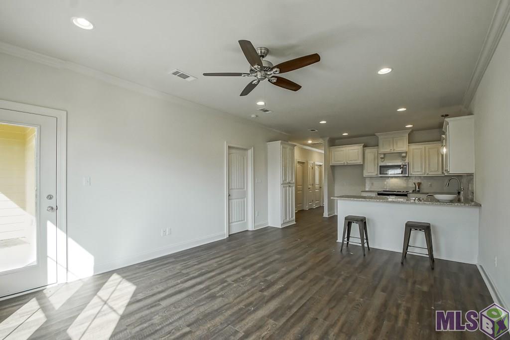 9017 Lockhart Rd # 5B Unit: #5B