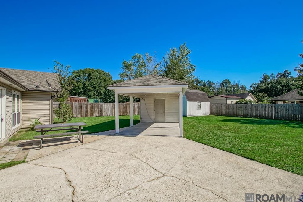 16744 Dry Creek Dr