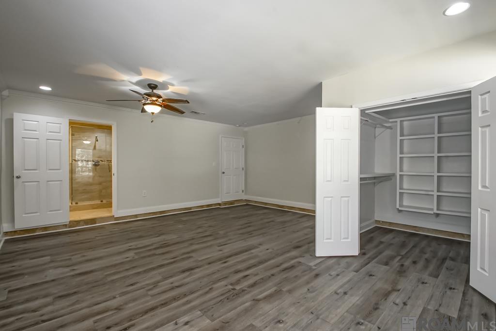 16720 Tiger Bend Rd