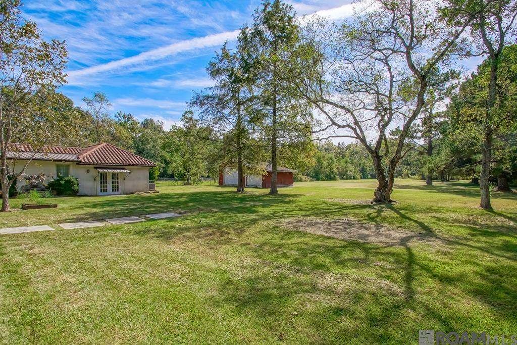 16720 Tiger Bend Rd