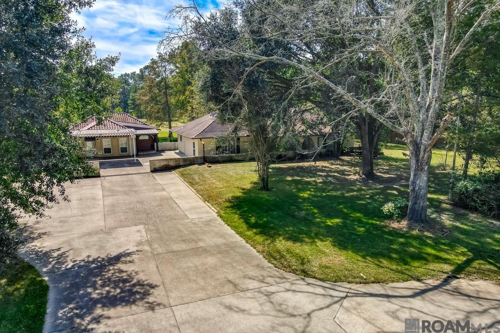 16720 Tiger Bend Rd