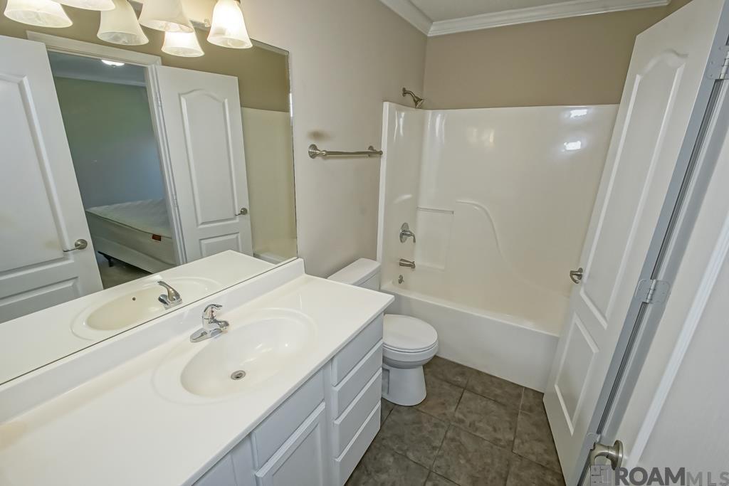 26350 Riverscape Dr