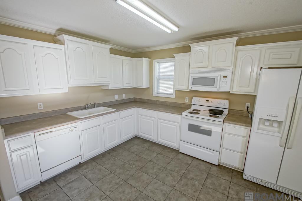 26350 Riverscape Dr