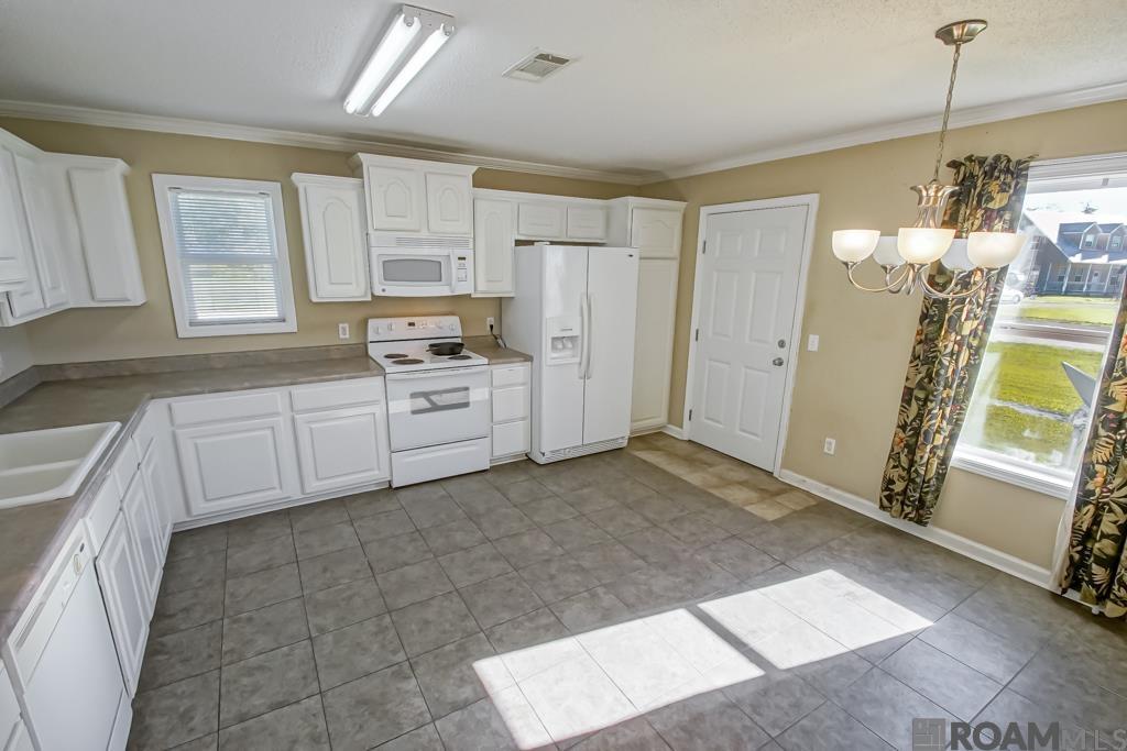 26350 Riverscape Dr