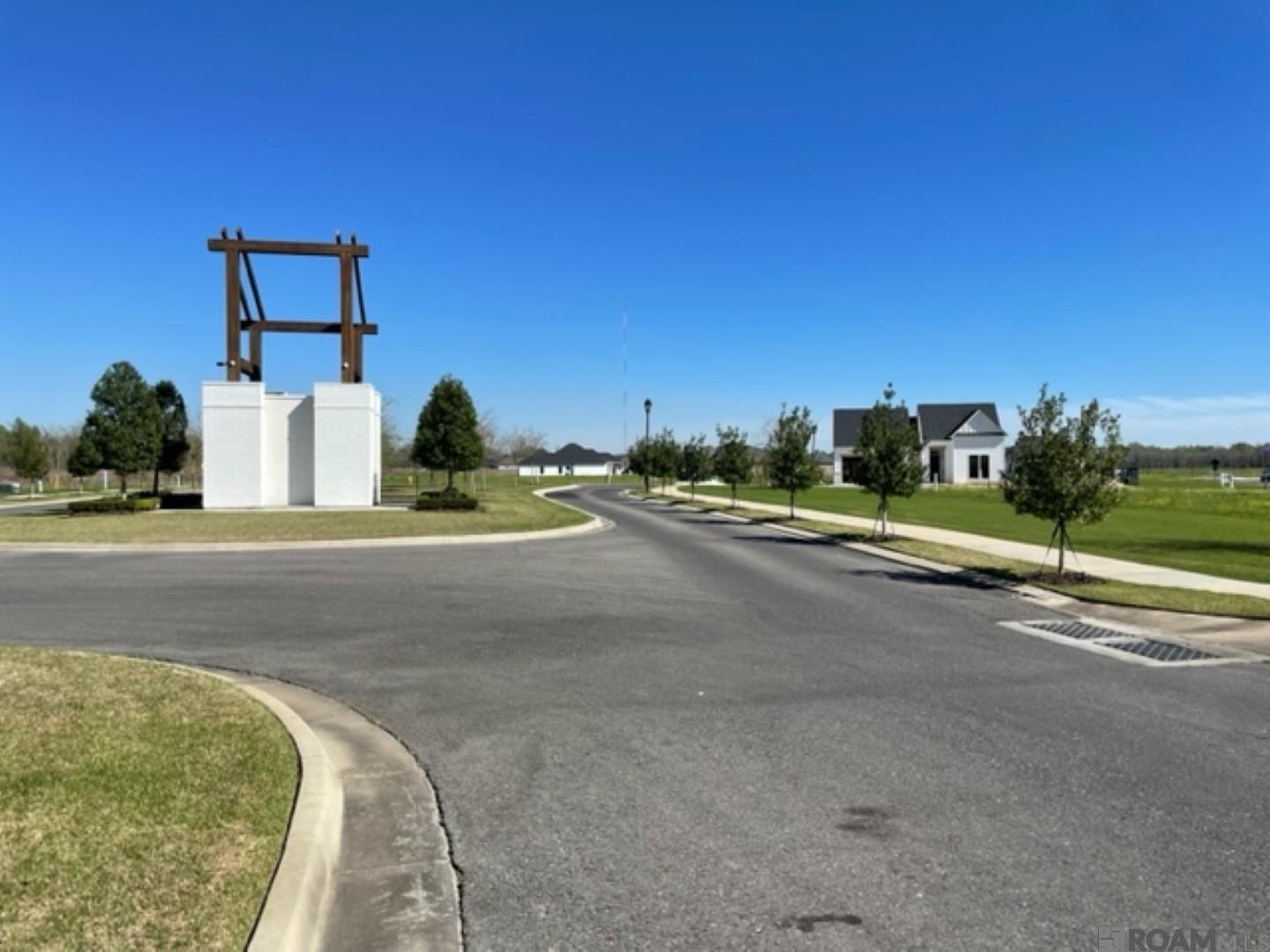 7005 Ardennes Dr