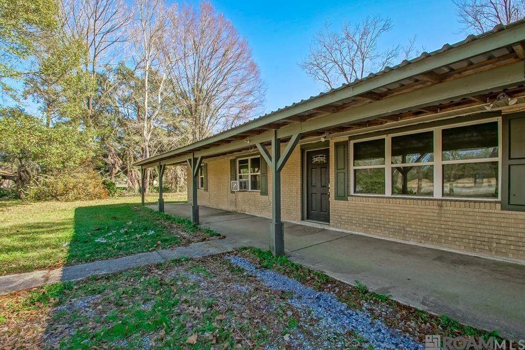 9786 Hooper Rd