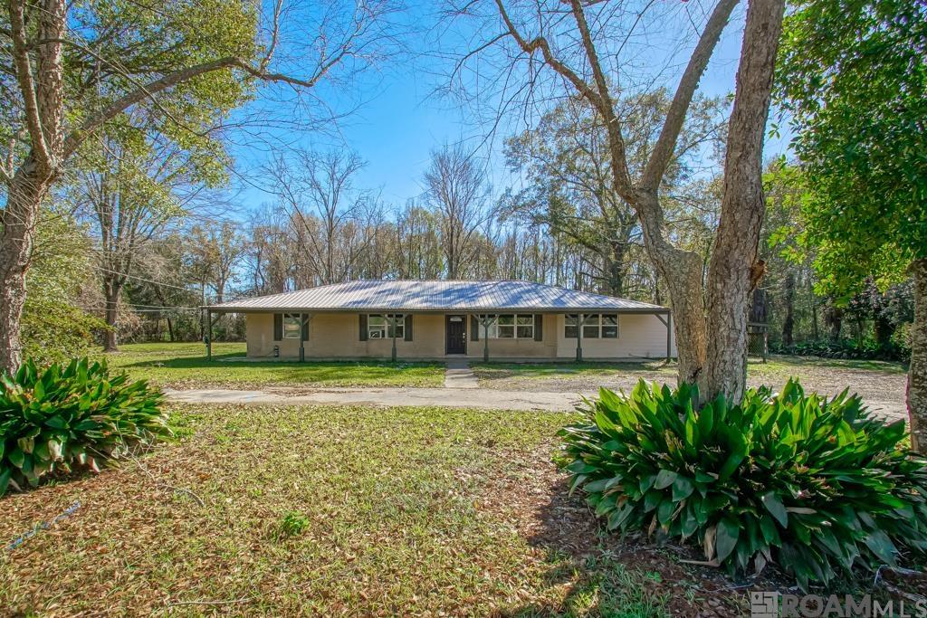 9786 Hooper Rd