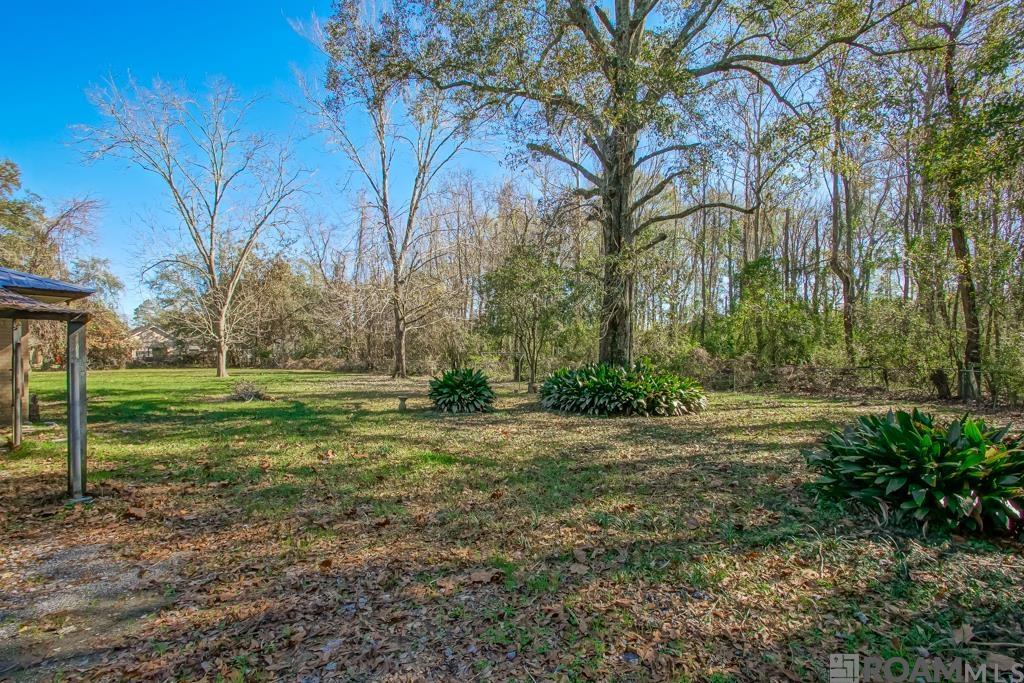 9786 Hooper Rd