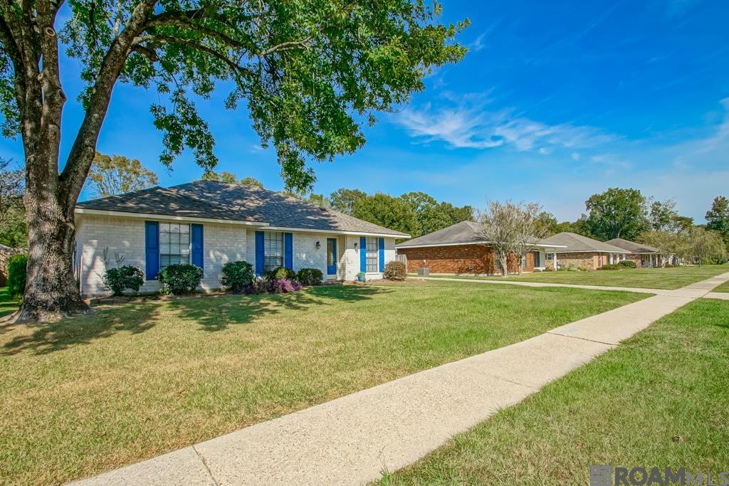 1212 Weeping Willow Dr