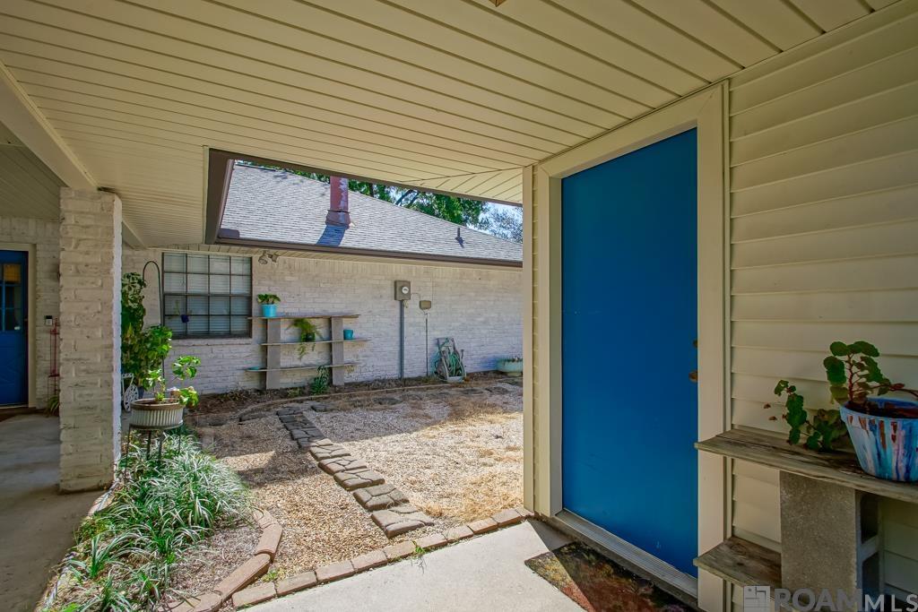 1212 Weeping Willow Dr