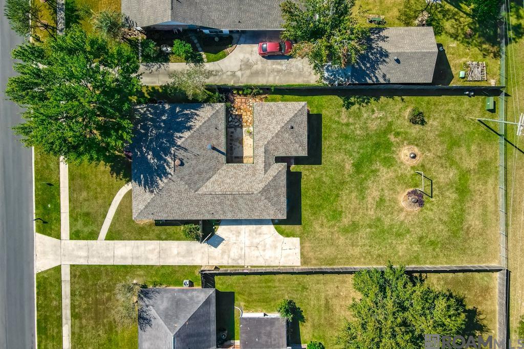 1212 Weeping Willow Dr