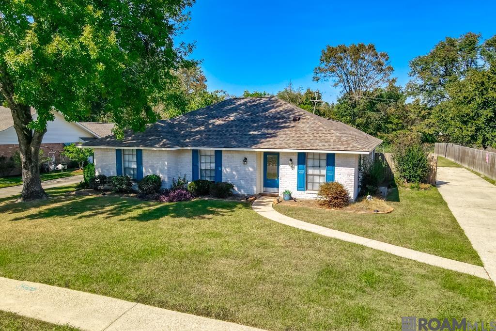 1212 Weeping Willow Dr