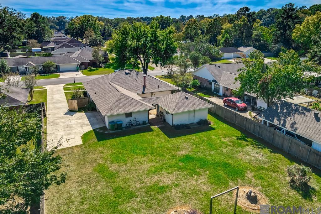 1212 Weeping Willow Dr