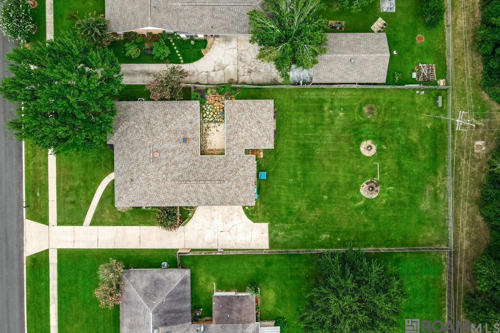 1212 Weeping Willow Dr