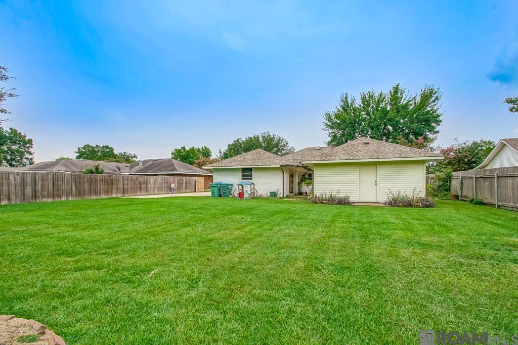 1212 Weeping Willow Dr