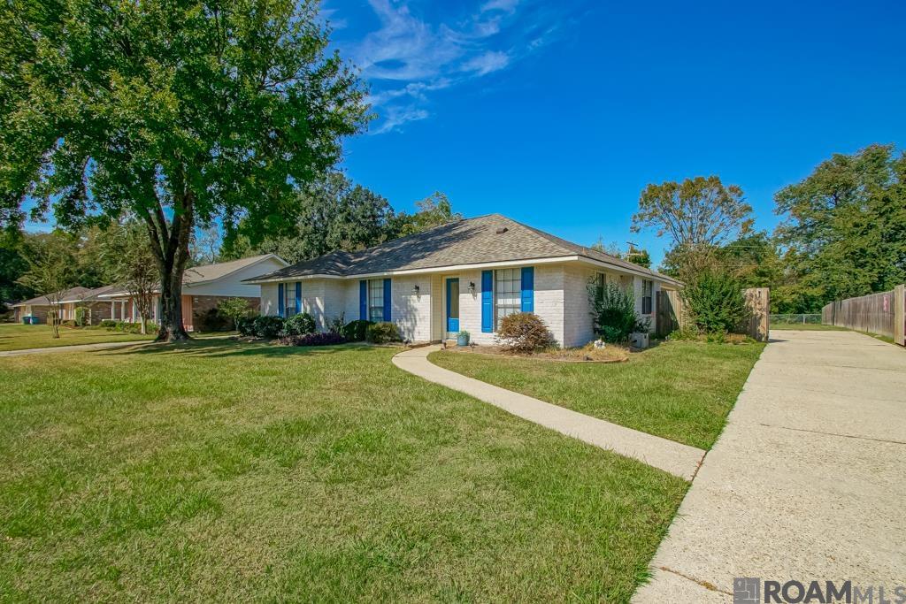1212 Weeping Willow Dr