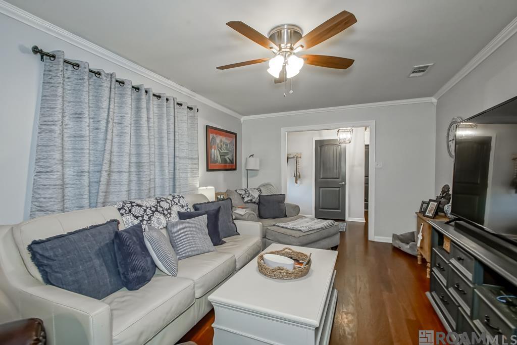 322 Janmar St