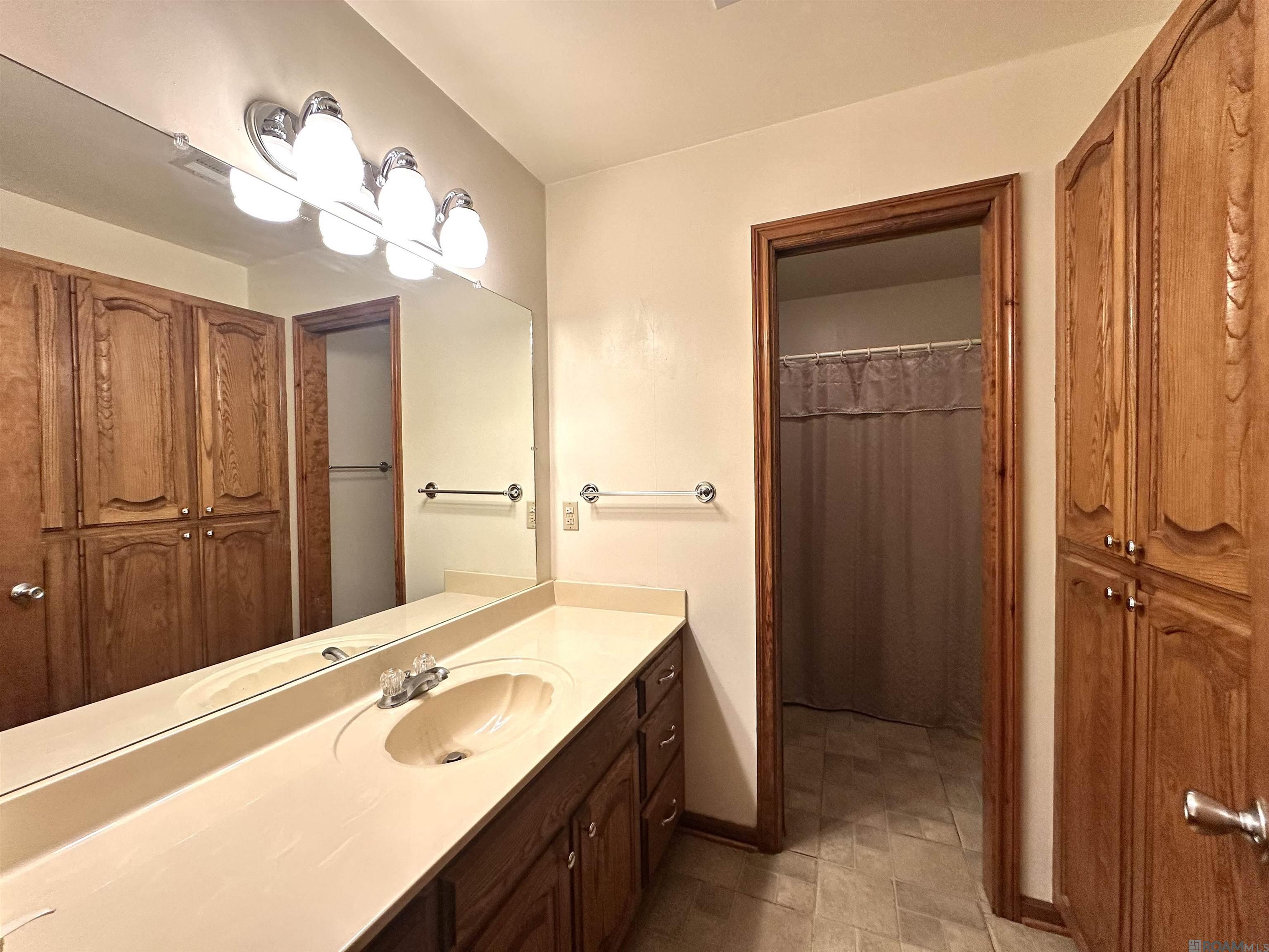 11424 Chateau Roux Pl