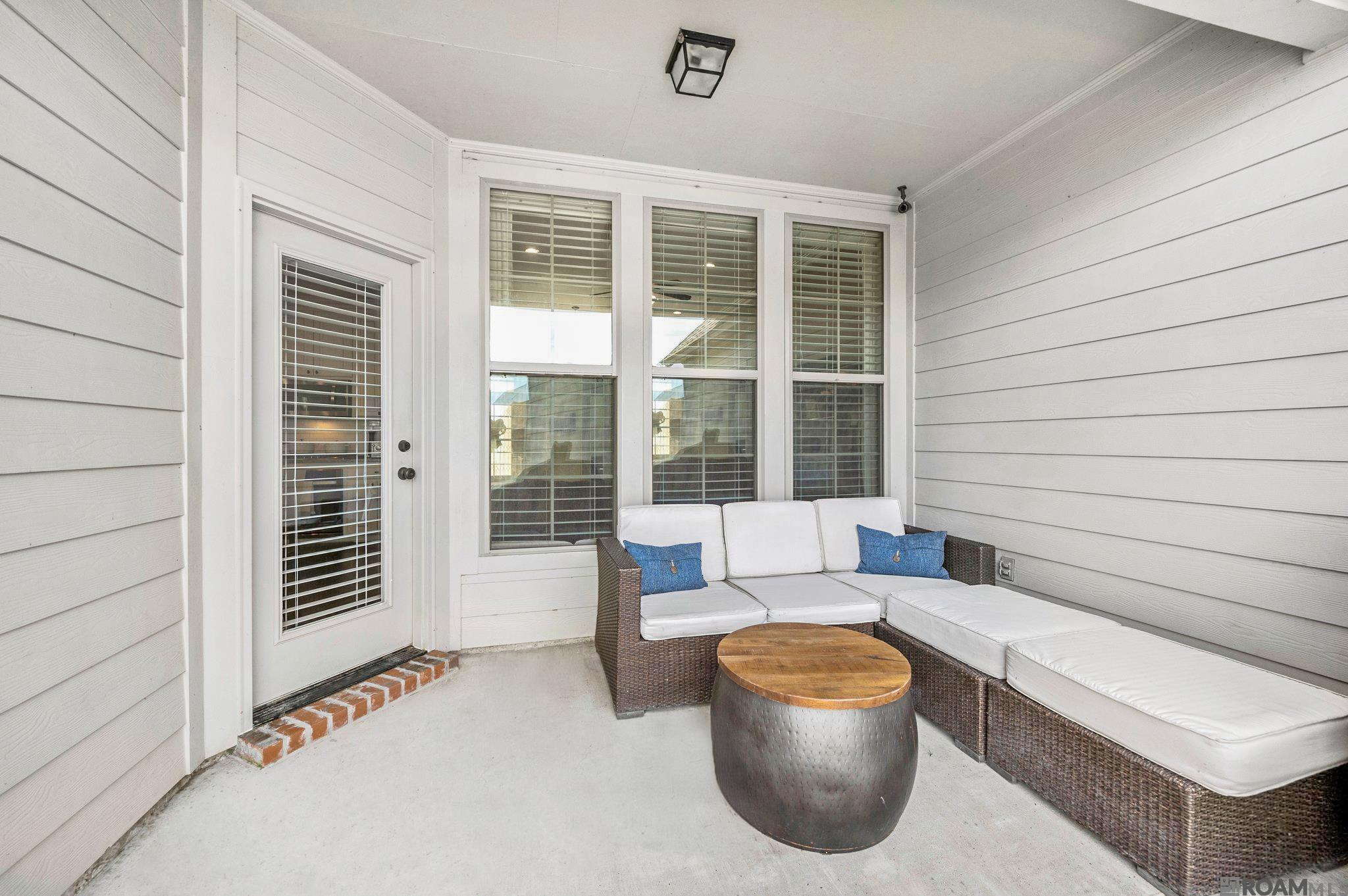 10377 Grand Plaza Dr