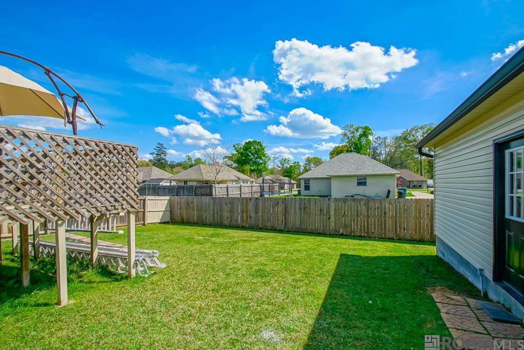 12250 Cottage Hill Dr