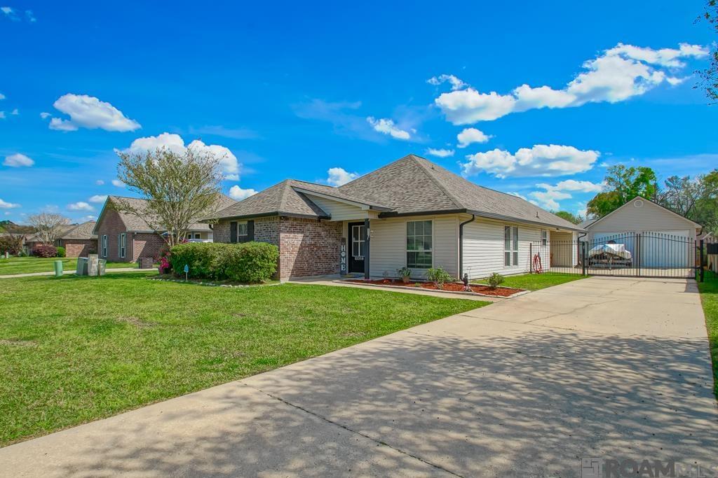 12250 Cottage Hill Dr