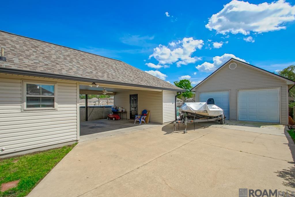 12250 Cottage Hill Dr