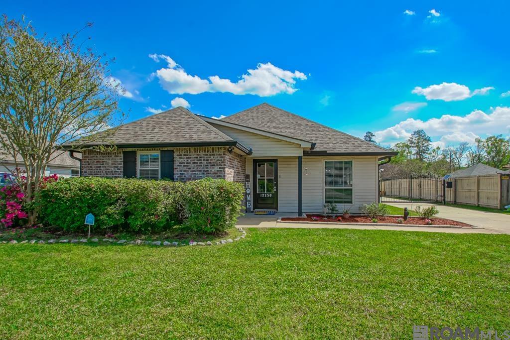 12250 Cottage Hill Dr