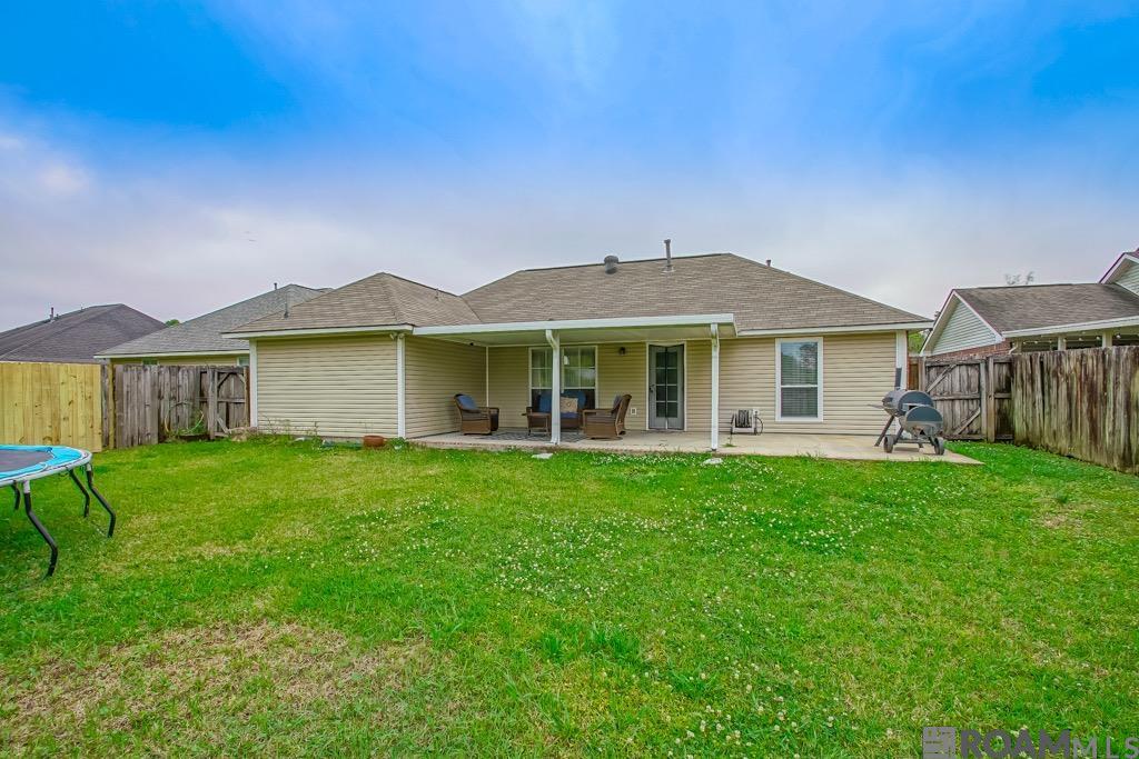 23449 Springhill Dr