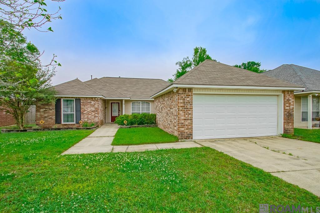 23449 Springhill Dr
