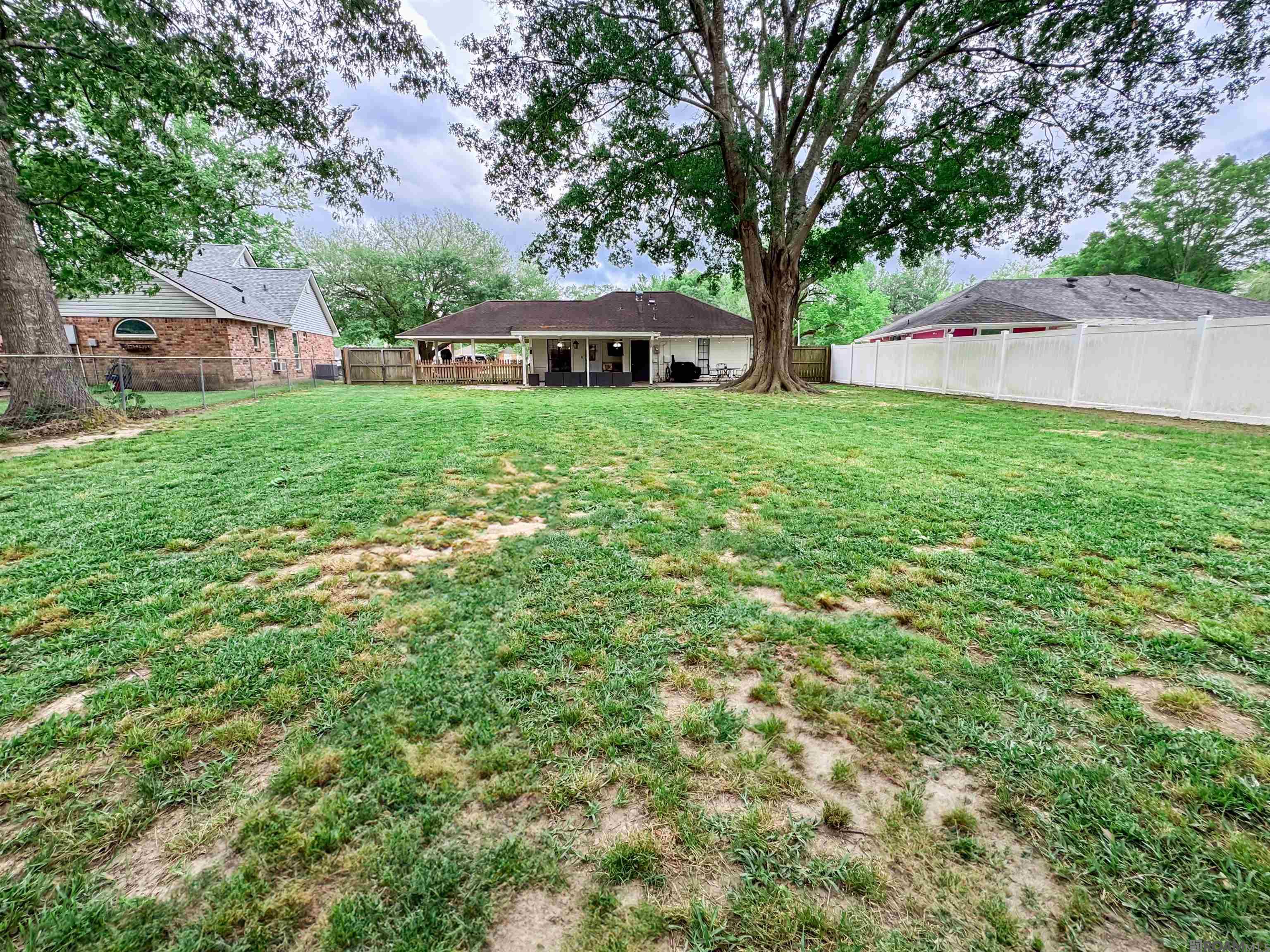 11143 Gate Way Dr