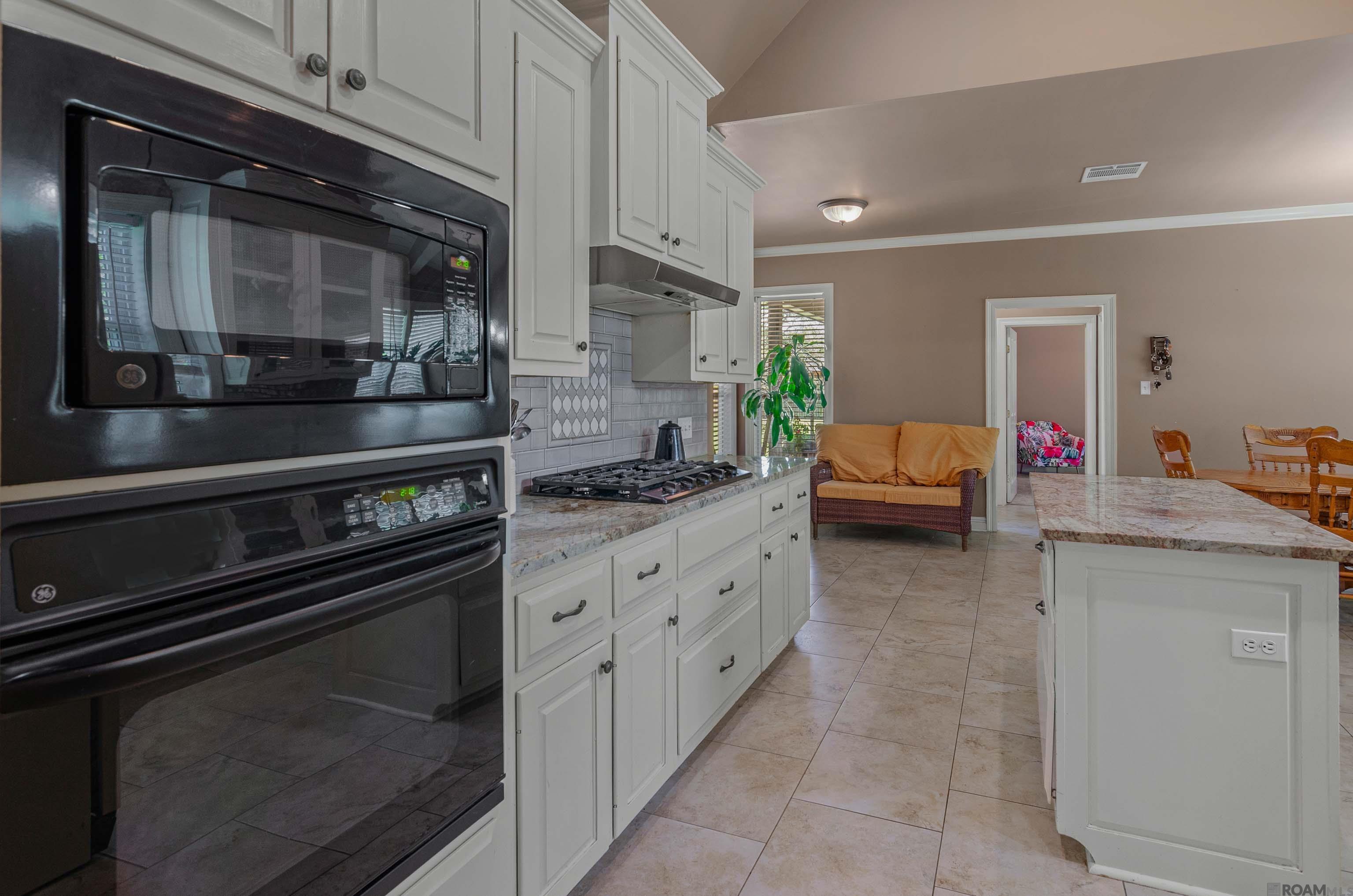 39399 Quail Creek Ave