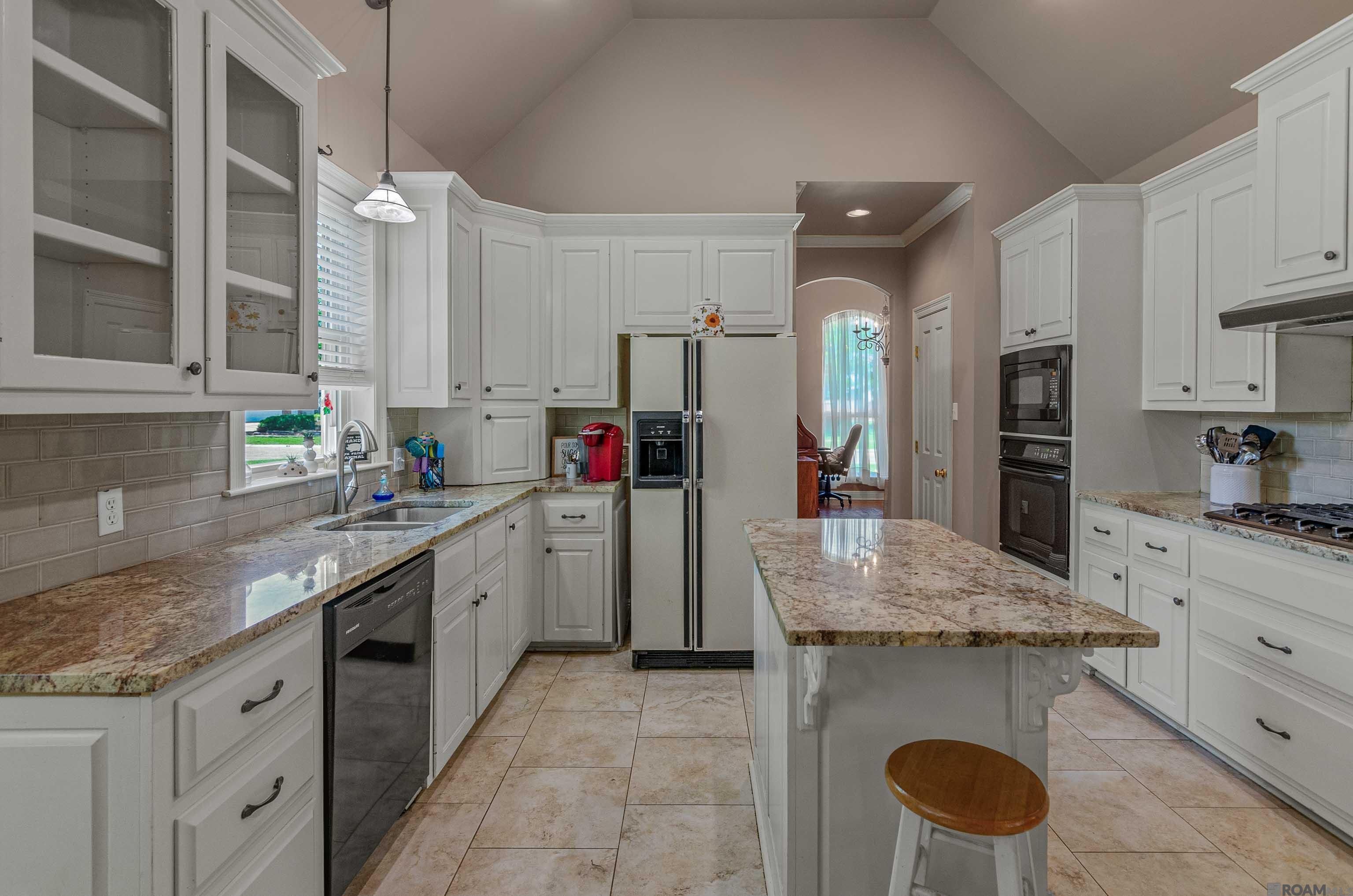 39399 Quail Creek Ave