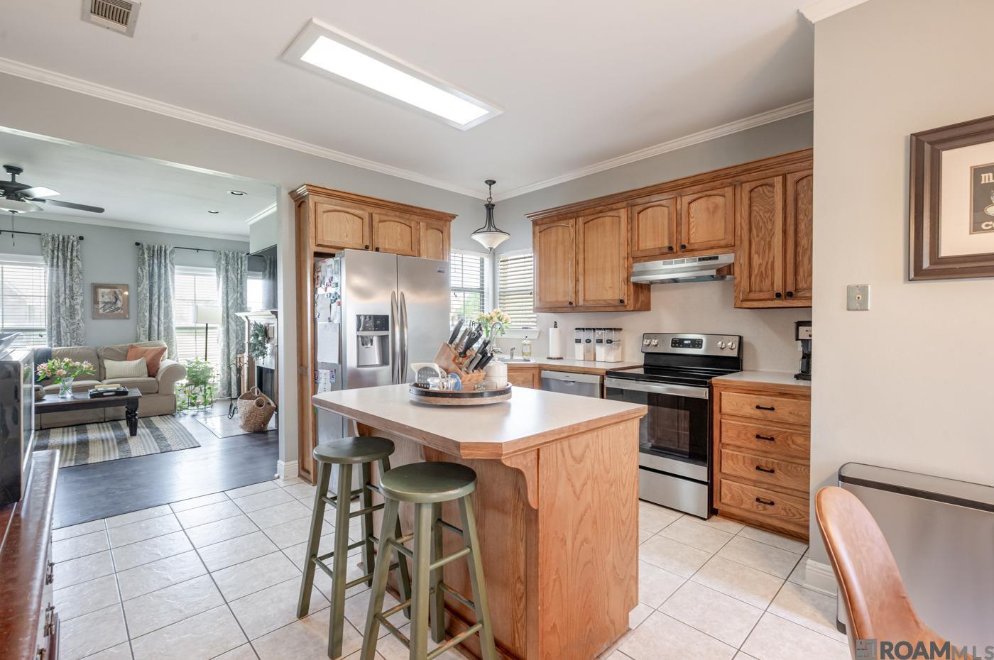 1493 Old Barnwood Ave