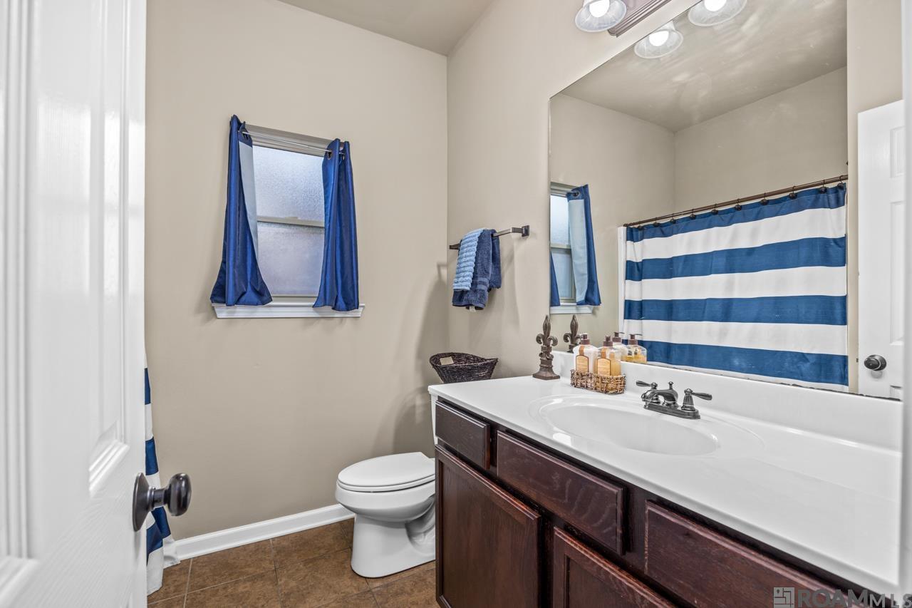 17085 Jamestowne Dr