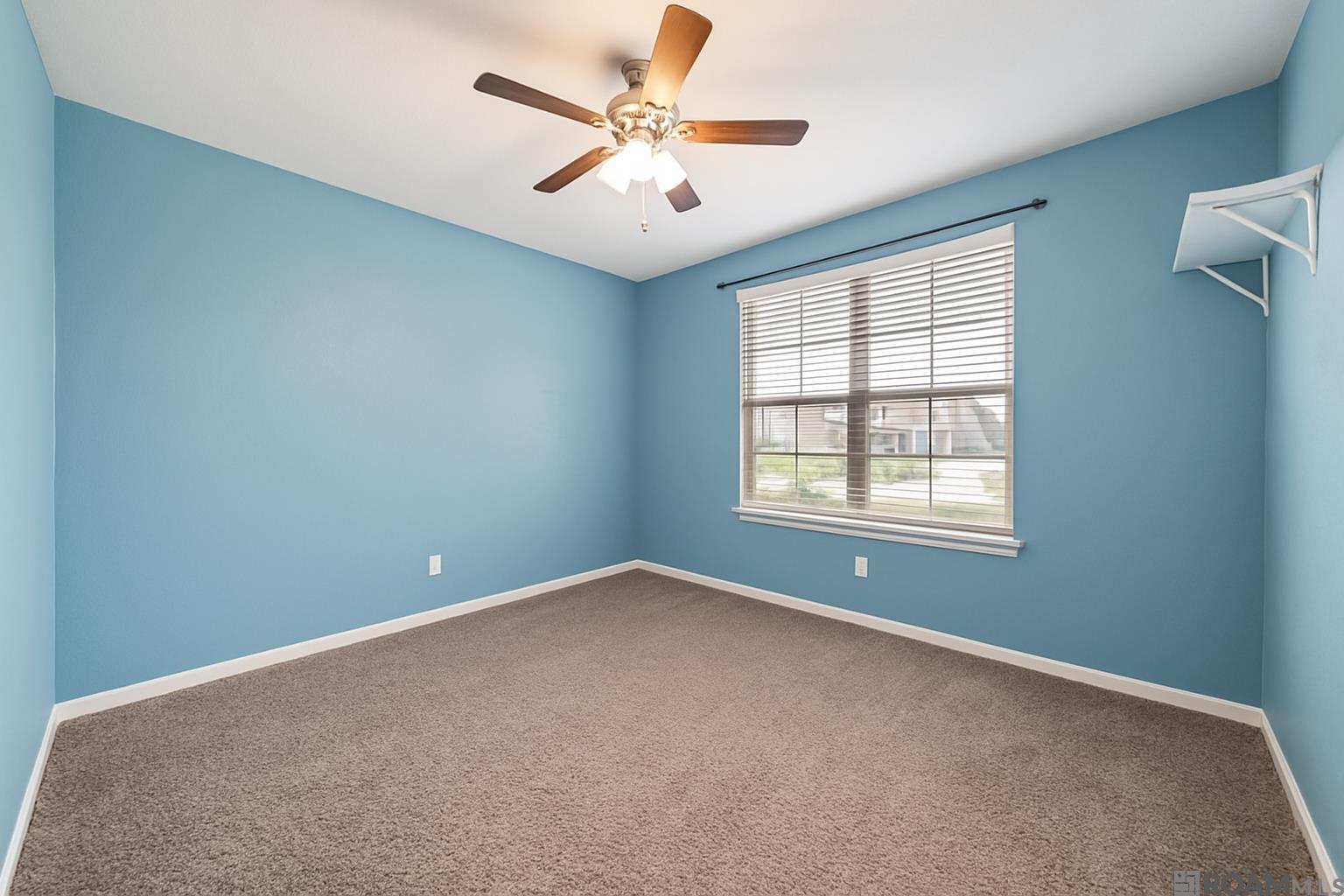 39359 Nutall Oak Ave