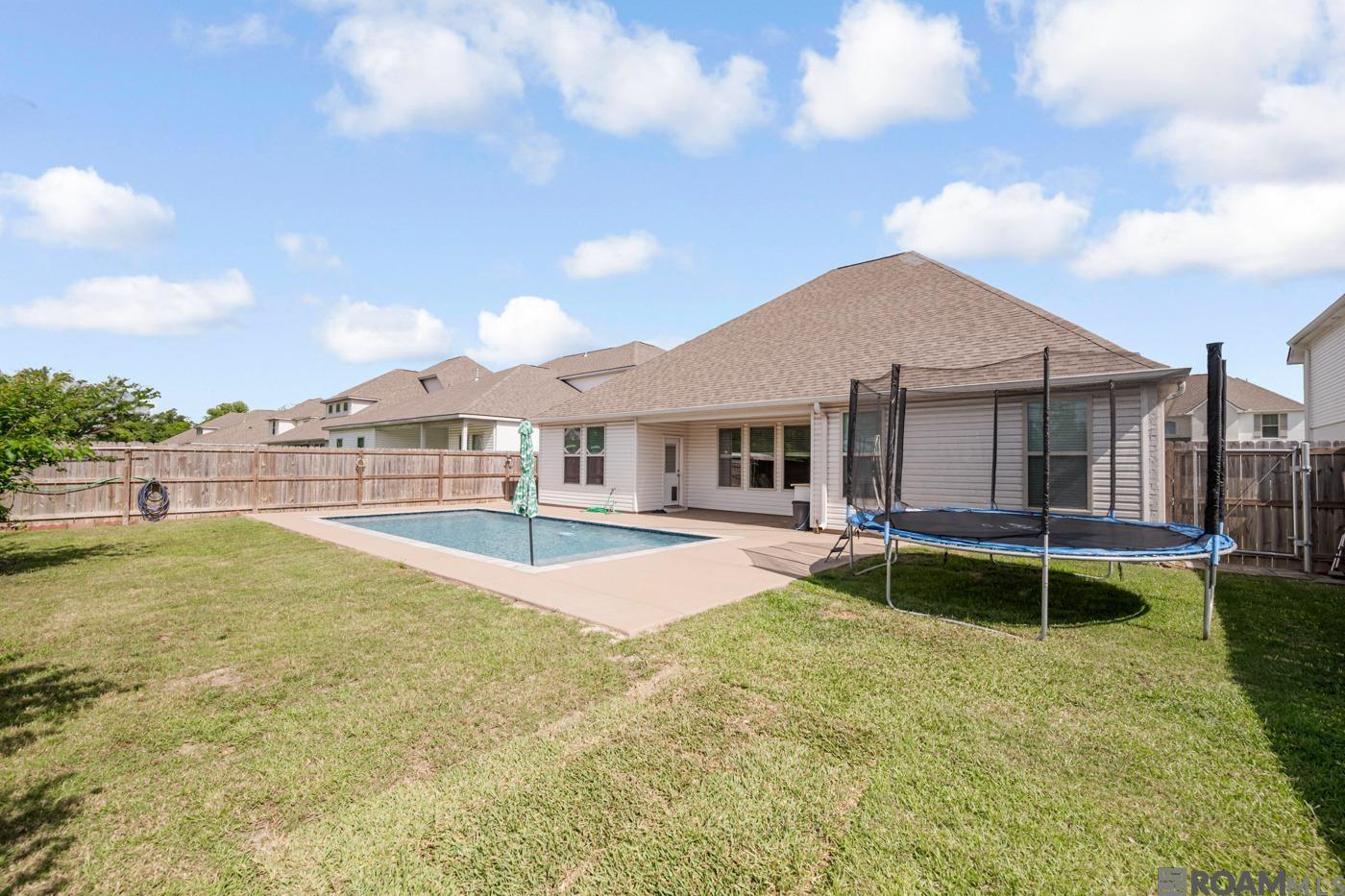 39359 Nutall Oak Ave