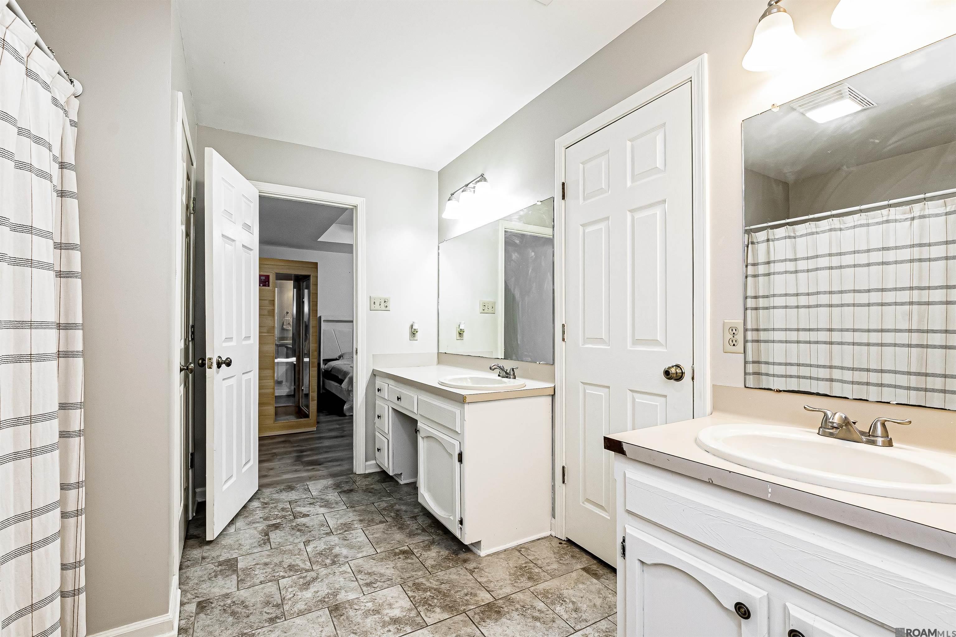 30557 Fairway View Dr