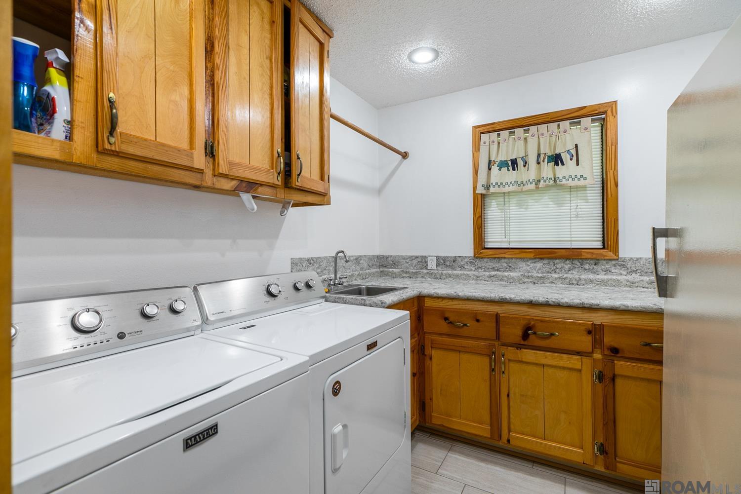 22314 Rolling Acres Dr