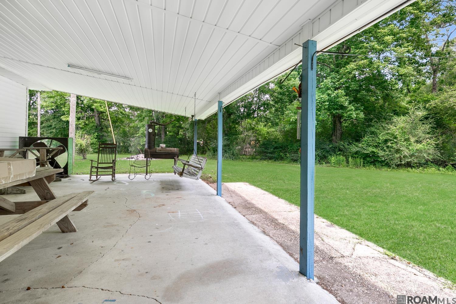 22314 Rolling Acres Dr