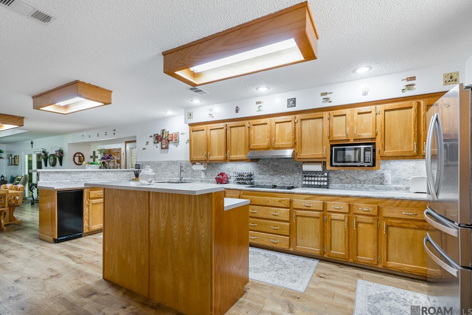 22314 Rolling Acres Dr