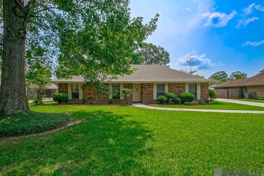 6416 Bridgeport Dr