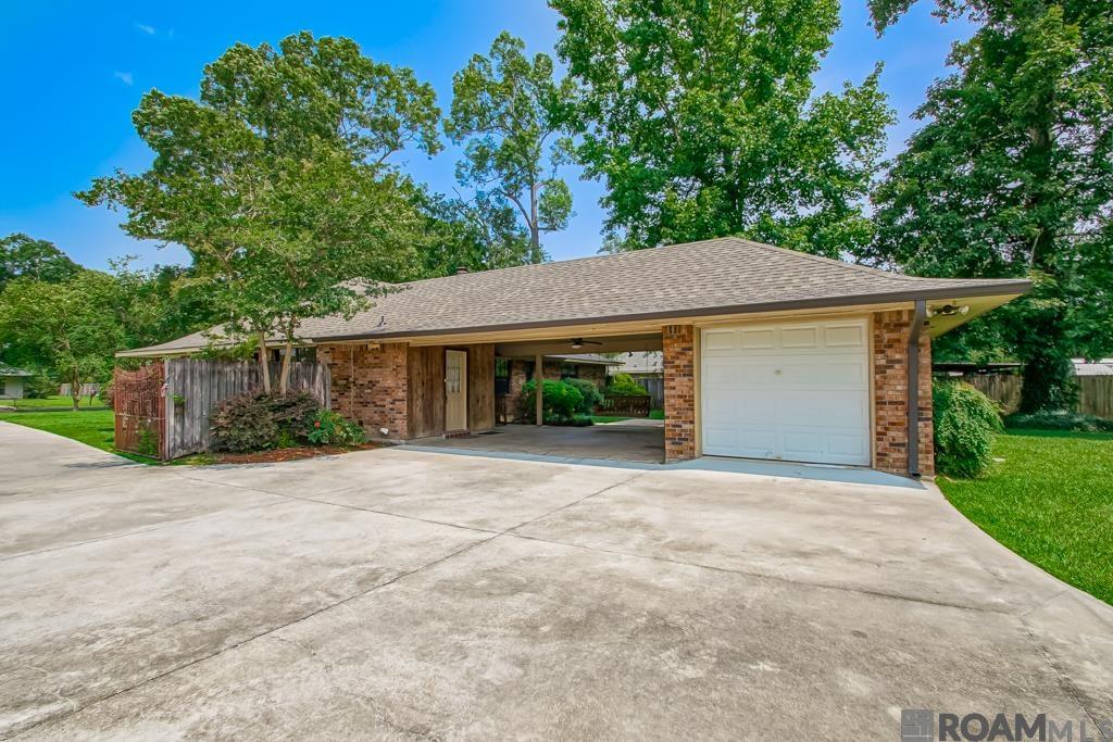 6416 Bridgeport Dr