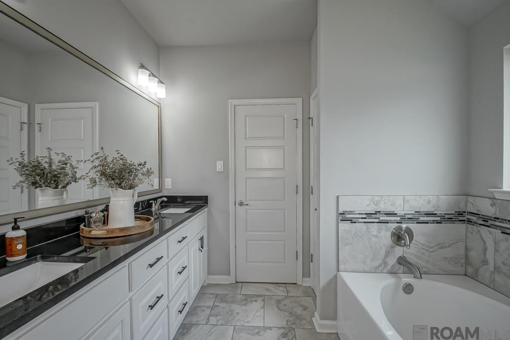31332 Sweetwater Ridge Dr