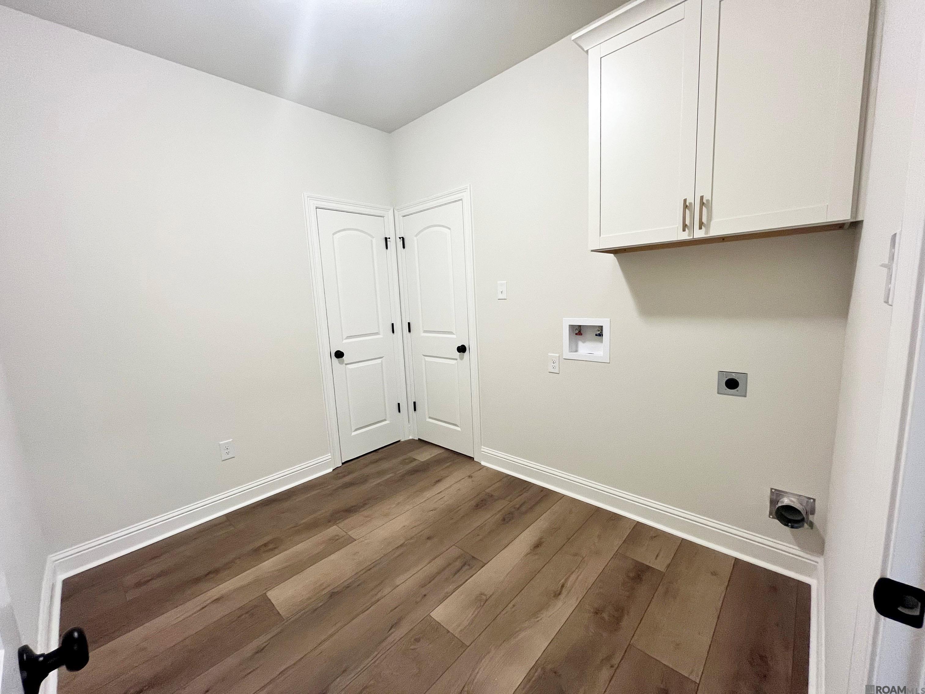 8838 Lyndanne Drive